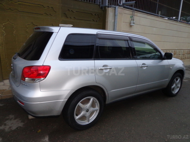 Mitsubishi Airtrek 2002, 190,000 km - 2.0 l - Mingəçevir