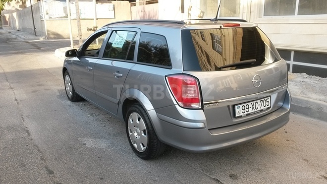 Opel Astra 2007, 138,000 km - 1.9 л - Bakı