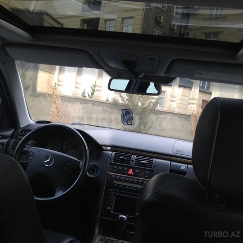 Mercedes E 320 2000, 155,000 km - 3.2 l - Bakı