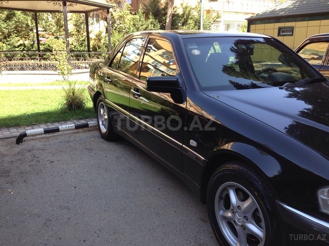 Mercedes C 230 1999, 185,000 km - 2.3 l - Bakı