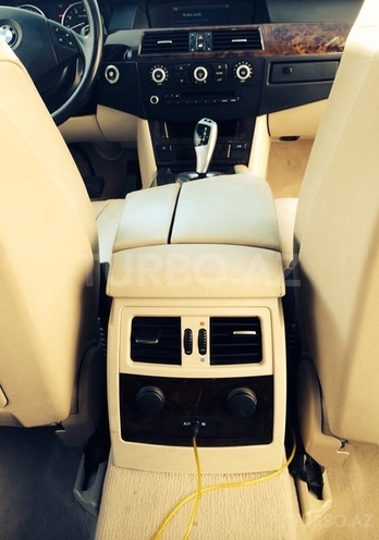 BMW 528 2007, 27,000 km - 0.3 л - Bakı