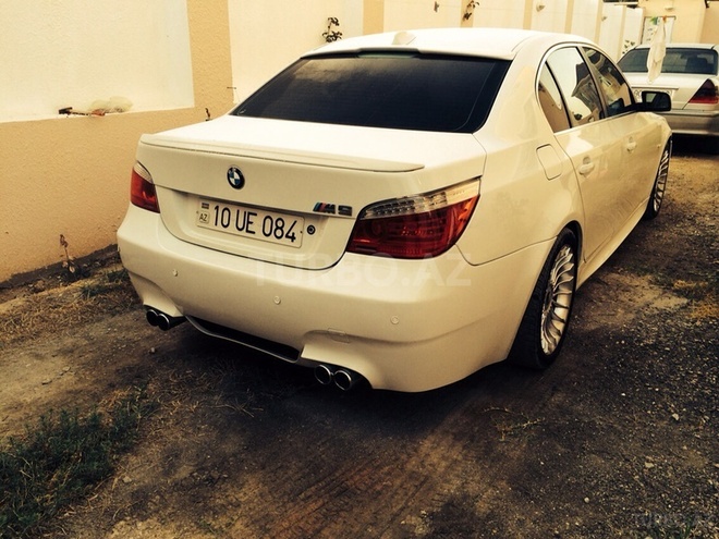 BMW 528 2007, 27,000 km - 0.3 л - Bakı