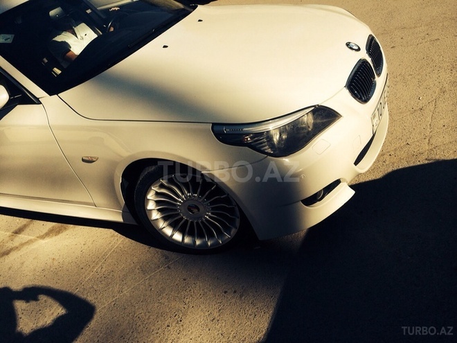BMW 528 2007, 27,000 km - 0.3 л - Bakı