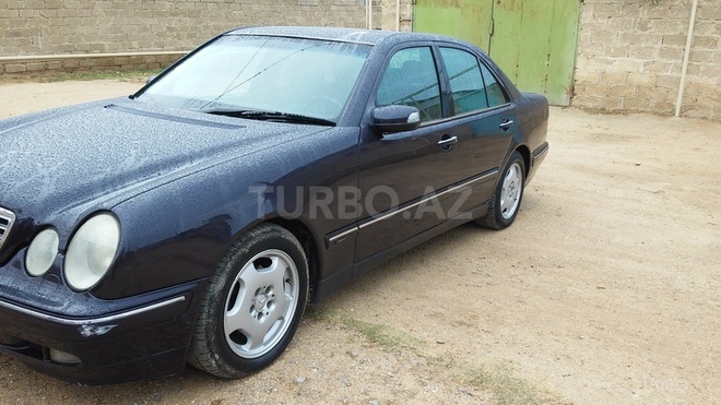 Mercedes  1999, 270,000 km - 2.2 l - Bakı