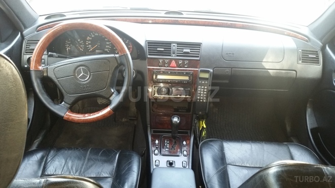 Mercedes C 220 2001, 19,800 km - 2.2 l - Bakı