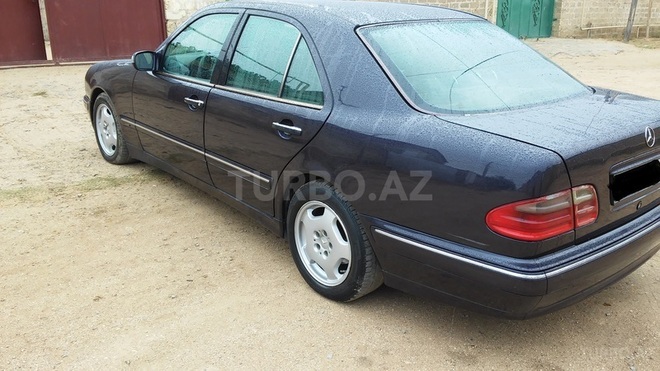 Mercedes  1999, 270,000 km - 2.2 l - Bakı