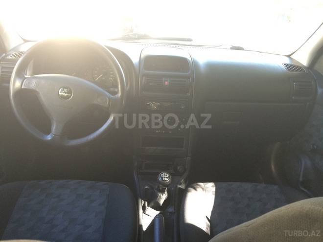 Opel Astra 1998, 307,000 km - 2.0 l - Bakı