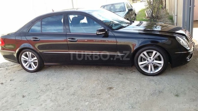 Mercedes E 220 2007, 104,000 km - 2.2 l - Bakı