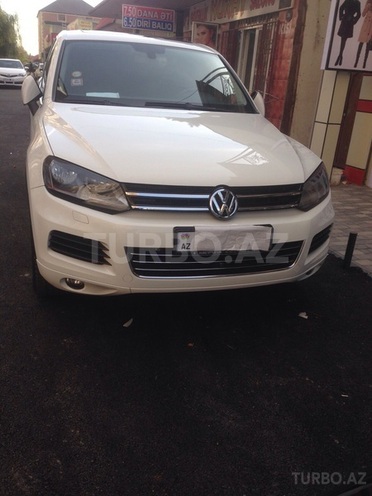 Volkswagen Touareg 2010, 131,000 km - 3.6 л - Bakı