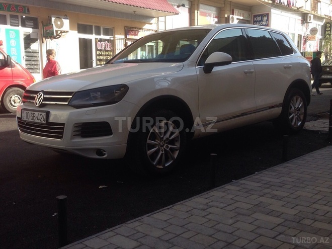 Volkswagen Touareg 2010, 131,000 km - 3.6 л - Bakı