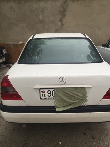 Mercedes C 180 1996, 302,000 km - 1.8 l - Bakı