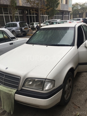 Mercedes C 180 1996, 302,000 km - 1.8 l - Bakı