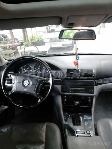 BMW 528 1998, 299,000 km - 2.8 л - Bakı
