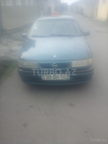 Opel Vectra 1995, 10,000 km - 1.6 л - Zaqatala