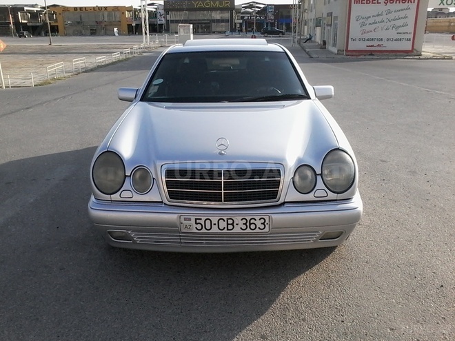 Mercedes E 230 1996, 282,300 km - 2.3 л - Sumqayıt