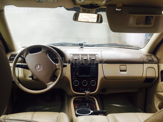 Mercedes ML 320 2002, 150,000 km - 3.2 l - Bakı
