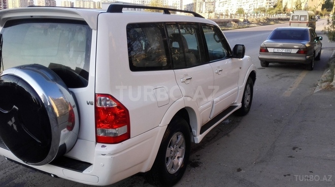 Mitsubishi Pajero 2005, 210,340 km - 3.0 l - Bakı