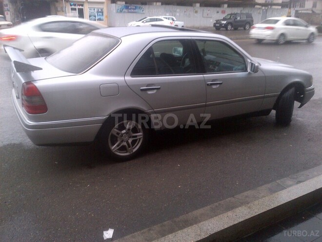 Mercedes C 180 1995, 167,000 km - 1.8 l - Bakı