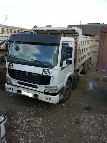 HOWO Sinotruk 2013, 111,800 km - 9.5 л - Bakı