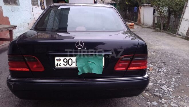 Mercedes E 280 1996, 209,996 km - 2.8 l - Bakı