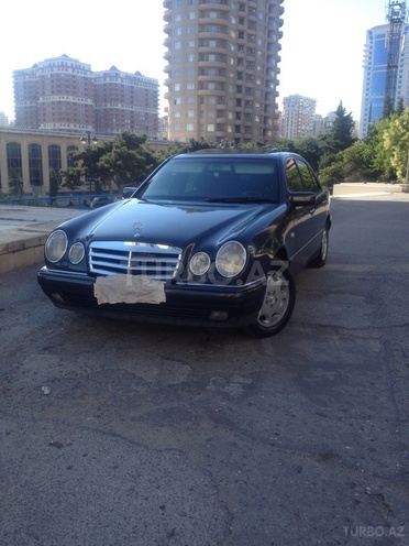 Mercedes E 230 1996, 236,500 km - 2.3 l - Bakı