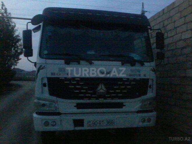 HOWO Sinotruk 2012, 210,000 km - 9.5 l - Bakı