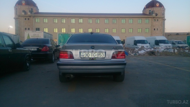 BMW 325 1995, 288,639 km - 2.5 l - Bakı