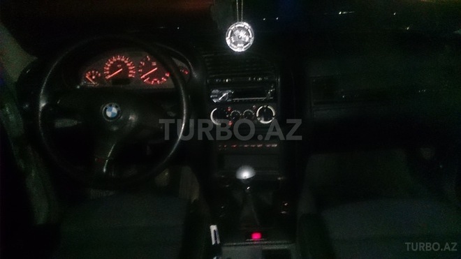 BMW 325 1995, 288,639 km - 2.5 l - Bakı