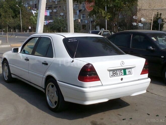 Mercedes C 180 1994, 325,000 km - 1.8 l - Gəncə