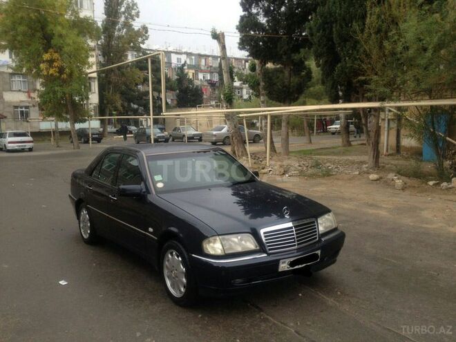 Mercedes C 200 1998, 270,000 km - 2.0 l - Bakı