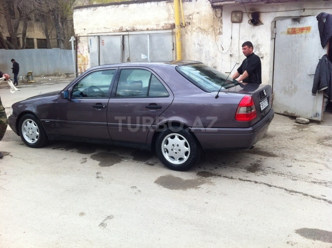 Mercedes C 180 1994, 250,000 km - 1.8 l - Bakı