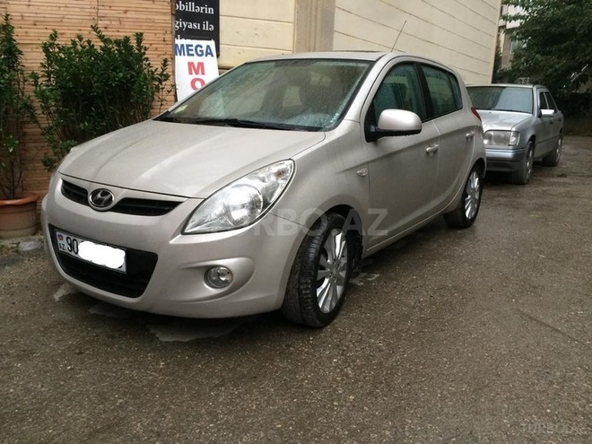Hyundai i20 2009, 73,300 km - 1.6 л - Bakı
