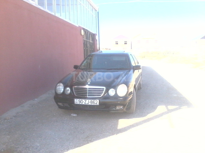 Mercedes E 220 2000, 225,000 km - 2.2 l - Bakı