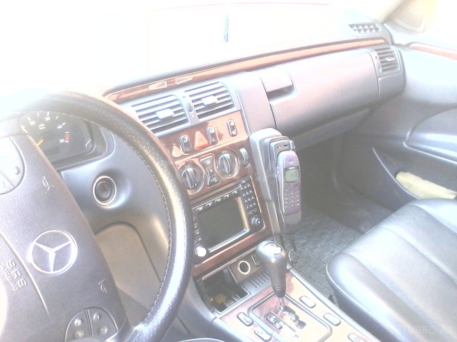 Mercedes E 220 2000, 225,000 km - 2.2 l - Bakı