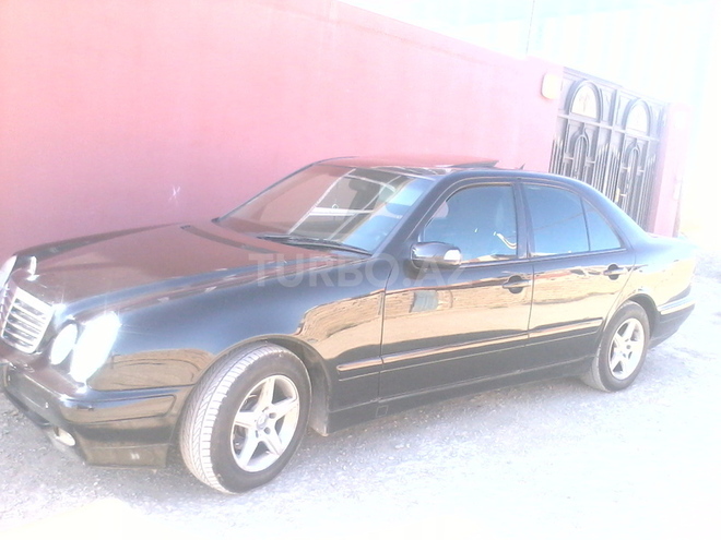 Mercedes E 220 2000, 225,000 km - 2.2 l - Bakı