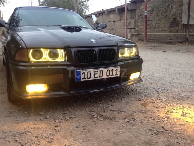 BMW 318 1992, 230,000 km - 1.8 л - Bakı