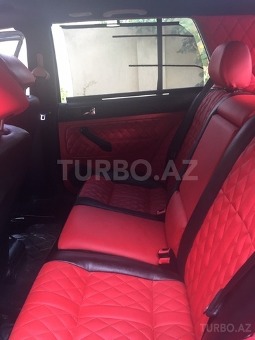 Volkswagen Golf 2001, 170,000 km - 1.6 l - Bakı
