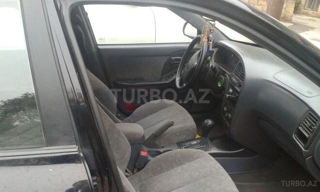 Hyundai Elantra 2002, 200,000 km - 2.0 l - Bakı