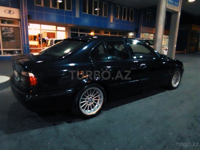 BMW 528 1997, 354,000 km - 2.8 l - Bakı