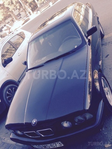 BMW 525 1994, 287,000 km - 2.5 l - Bakı