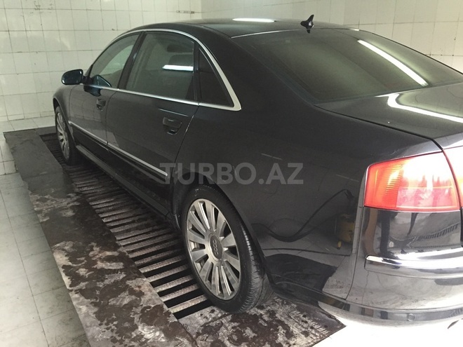 Audi A8 2004, 155,000 km - 3.0 l - Bakı