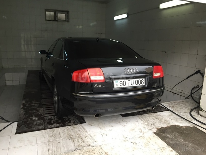 Audi A8 2004, 155,000 km - 3.0 l - Bakı