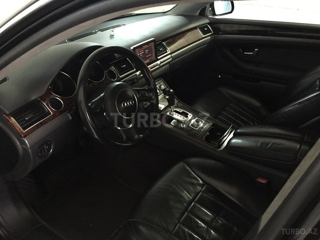 Audi A8 2004, 155,000 km - 3.0 l - Bakı