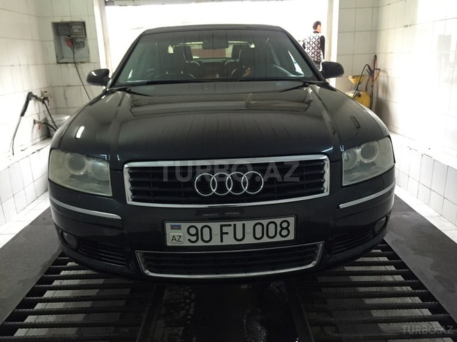 Audi A8 2004, 155,000 km - 3.0 l - Bakı