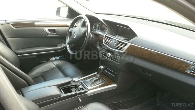 Mercedes E 220 2011, 84,000 km - 2.2 l - Bakı