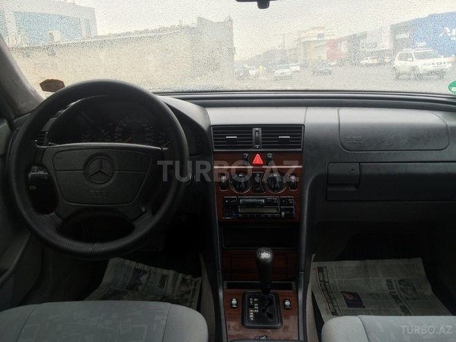 Mercedes C 180 1997, 230,000 km - 1.8 л - Bakı