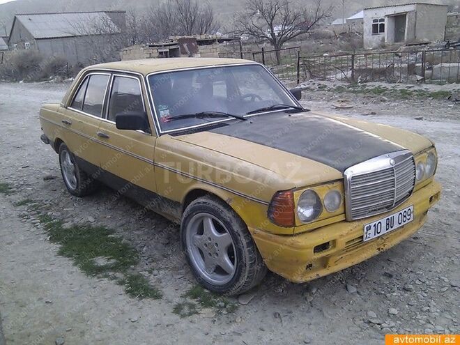 Mercedes E 230 1977, 300,000 km - 2.3 l - Sumqayıt