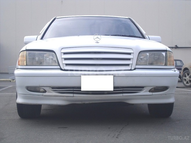 Mercedes C 230 1997, 178,000 km - 2.3 l - Bakı