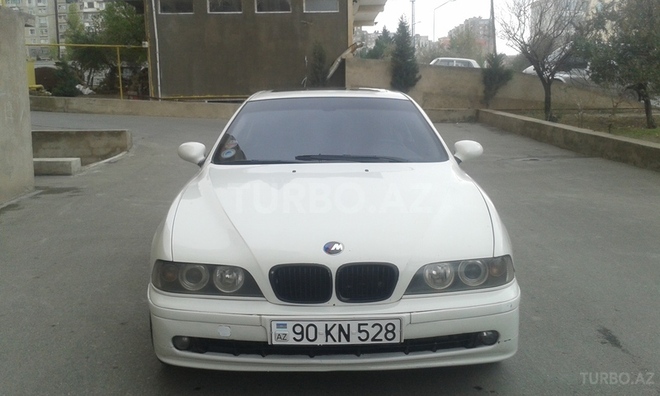 BMW 528 2000, 230,000 km - 2.8 л - Bakı