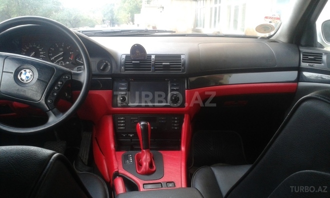 BMW 528 2000, 230,000 km - 2.8 л - Bakı